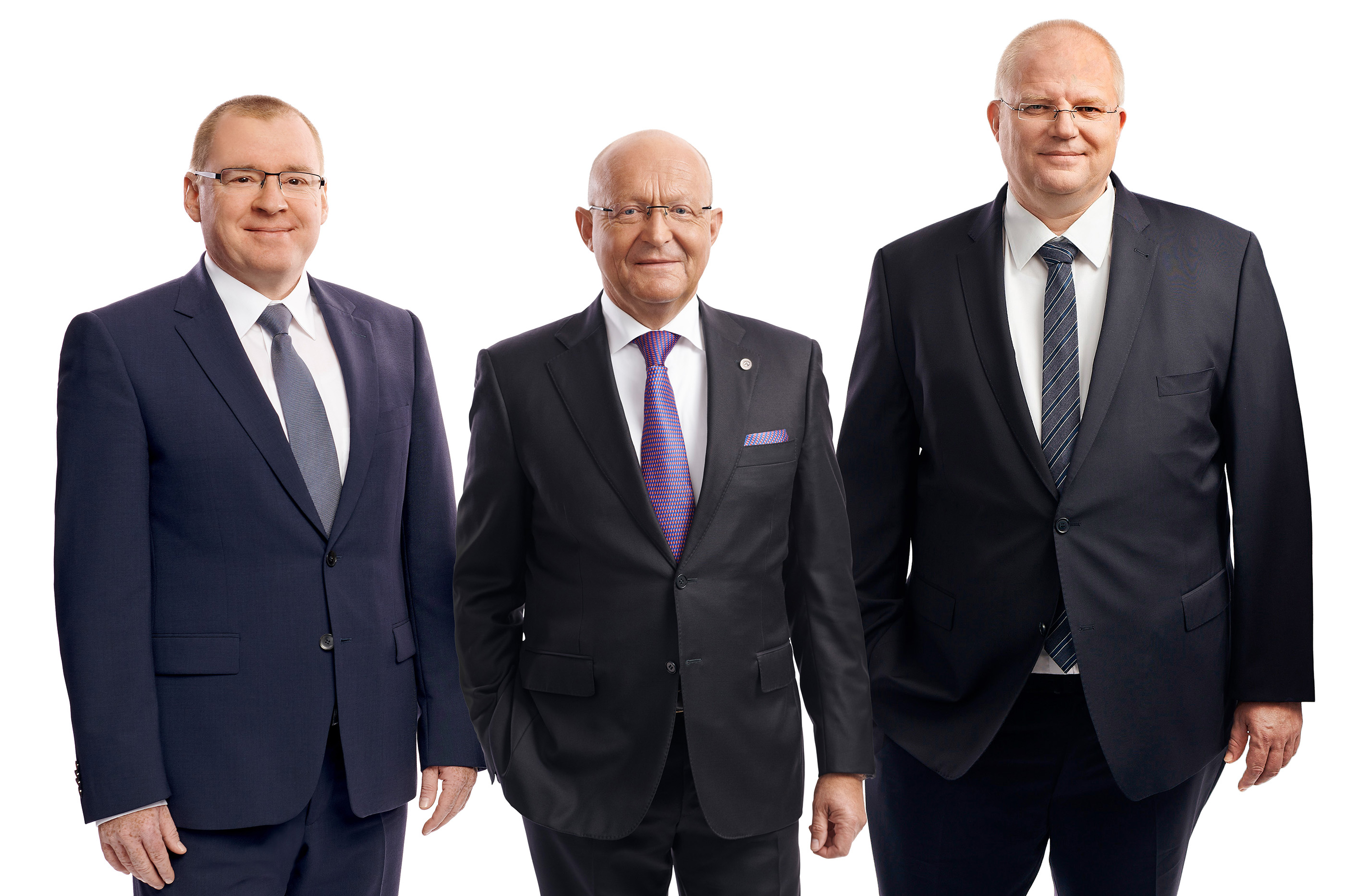 Der Bionorica-Vorstand: Prof. Dr. Michael A. Popp (Bildmitte) zusammen mit Dr. Michael Rödel (links) und Dr. Hanke Wohlers (rechts).